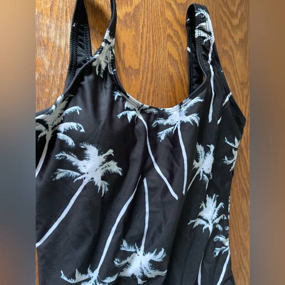 Aeropostale Black Palm Tree One Piece Swimsuit M - Picture 3 of 8